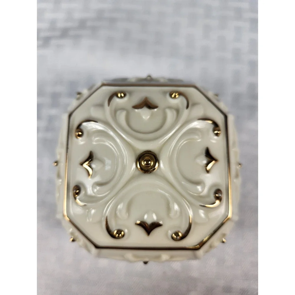 Prescious Lenox Trinket Musical Jewelry Box White Gold-Tone Trim Excellent!